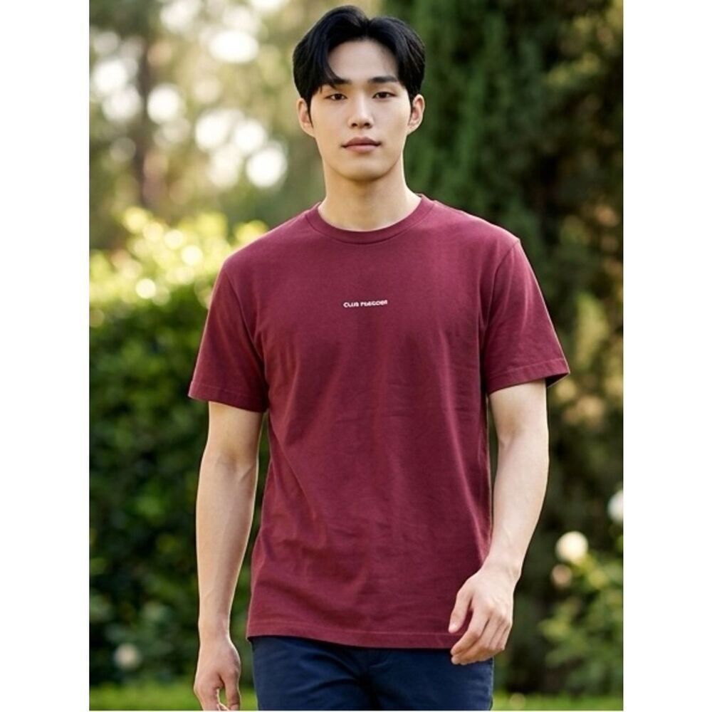 NWT Club Paradise Unisex Maroon Tee Shirt Logo Printed Hip Hop Music - Size S